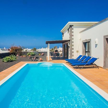 Eslanzarote Villa Eleonor, Super Wifi, Heated Pool, Sat Tv Playa Blanca  Exterior photo